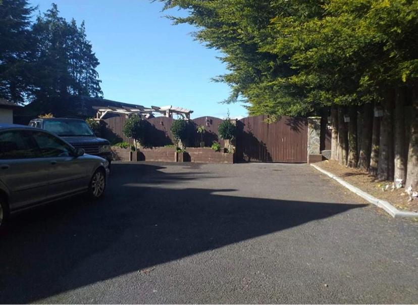 North Lodge Self Contained Guest AccommodationsKilkea エクステリア 写真